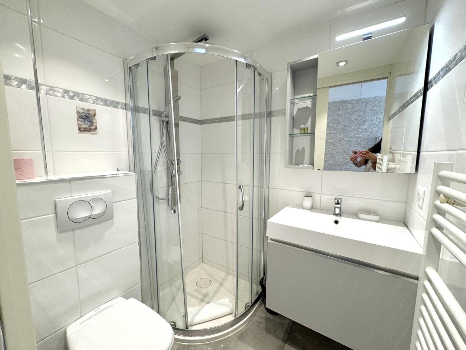 Aparthotel Riviera Nice Cote D'Azur - Old Town - Studio Ac - Sea View - 50M Promenade Des Anglais- La Maison Linda 外观 照片